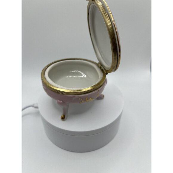 Porcelain Hand Painted Trinket Box Hinged Lid 4 Pedestal Legs Pink Floral VTG - Picture 14 of 16
